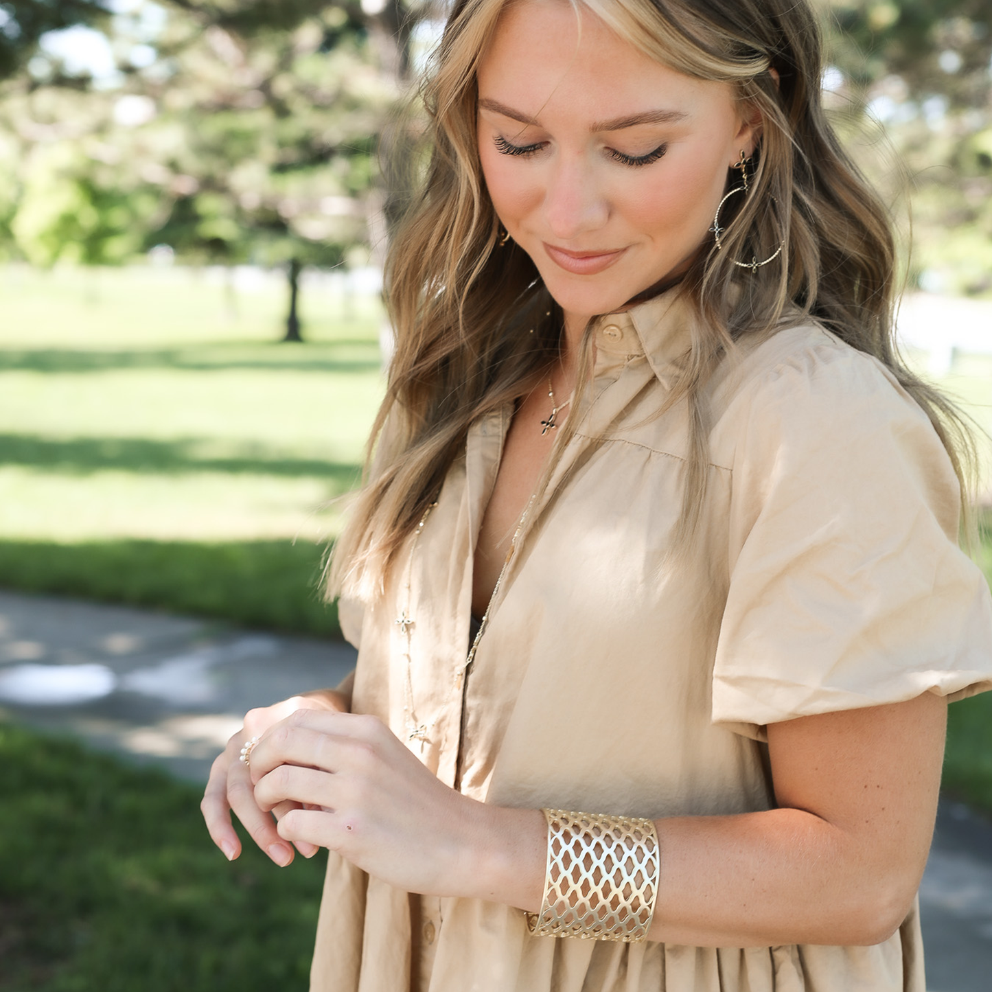 Graceful Cuff Bracelet in Silver