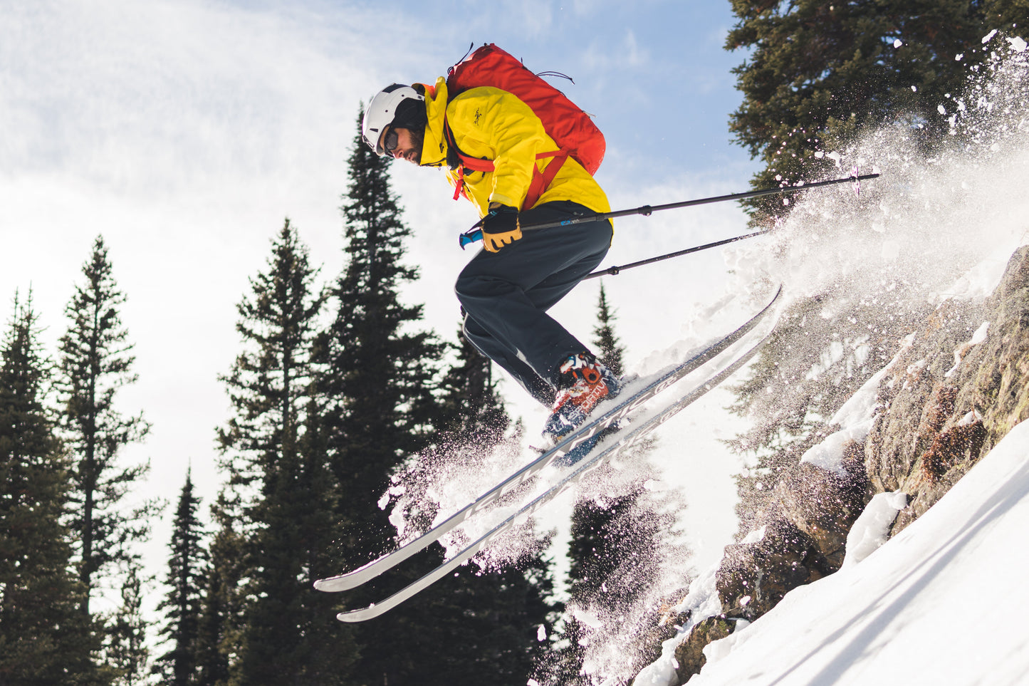 Team Wendy M-216 | w/ Princeton Tec Light & Superior Ventilation | Professional Ski Helmet