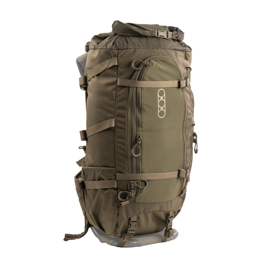 Eberlestock Brooks 3500 | Lightweight w/ Hydration Bladder Sleeve & Zippered Front Pockets