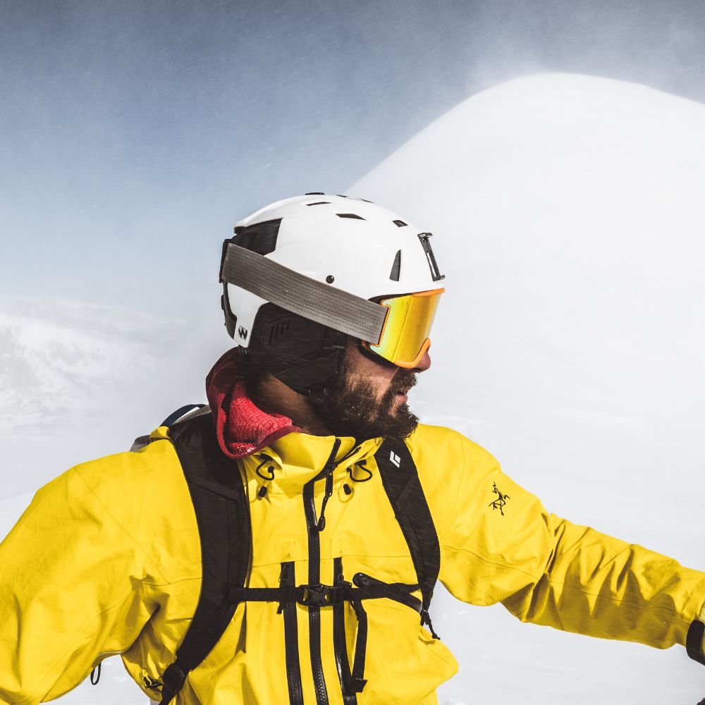 Team Wendy M-216 | w/ Princeton Tec Light & Superior Ventilation | Professional Ski Helmet