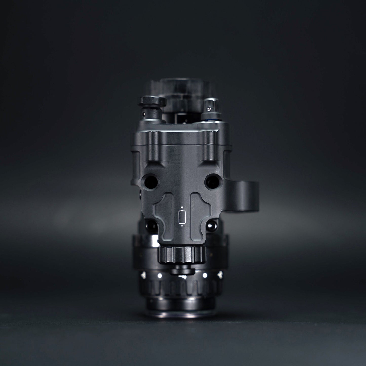 MH-14 | Gen 3 White Phosphor w/ Up to 2600 FOM & Manual Gain | Just 8.6 Oz & 50+ Hours of Runtime